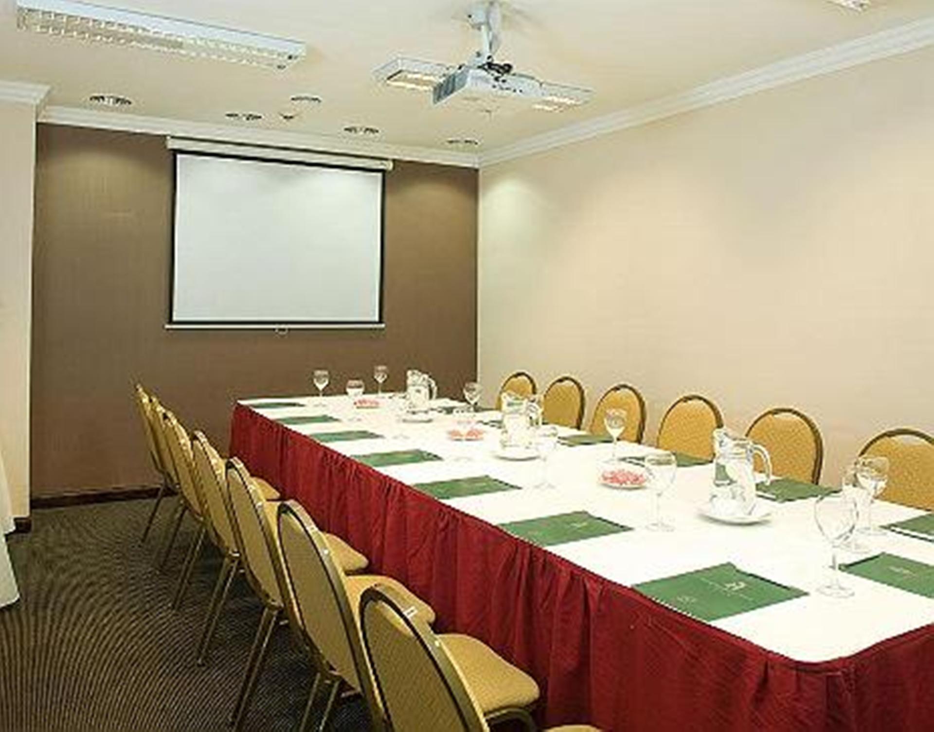 בואנוס איירס Howard Johnson Hotel 9 De Julio Avenue מראה חיצוני תמונה