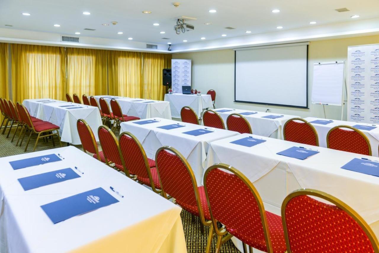 בואנוס איירס Howard Johnson Hotel 9 De Julio Avenue מראה חיצוני תמונה